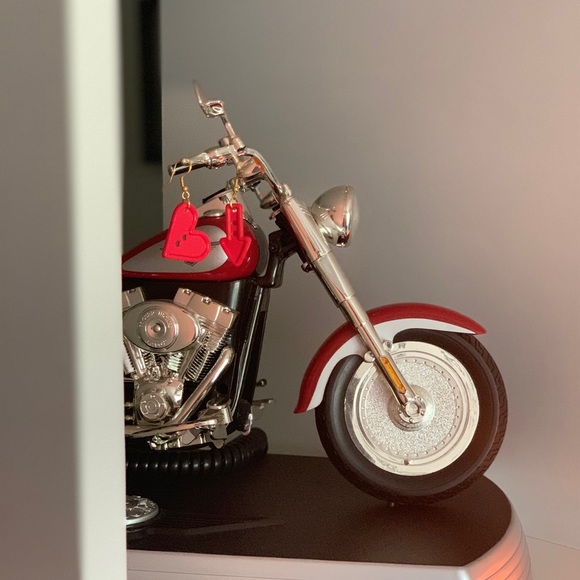 RETRO COLORFUL SHAPES Button Earrings - Picture 5 of 10